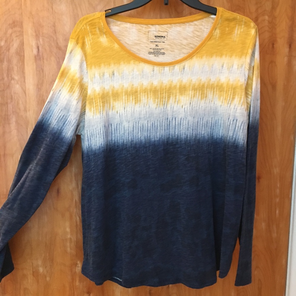 EUC casual top